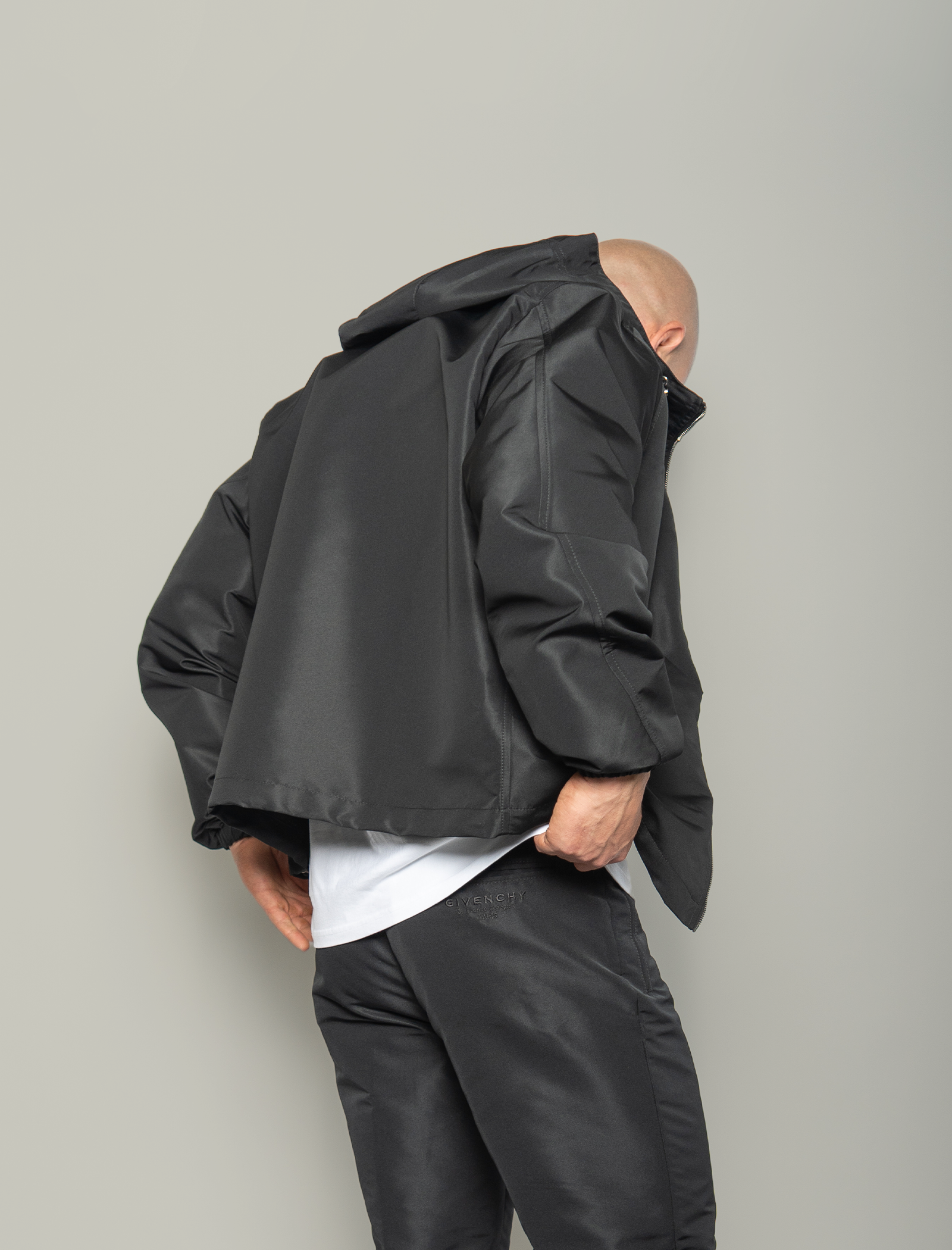 Stamp embroidery windbreaker