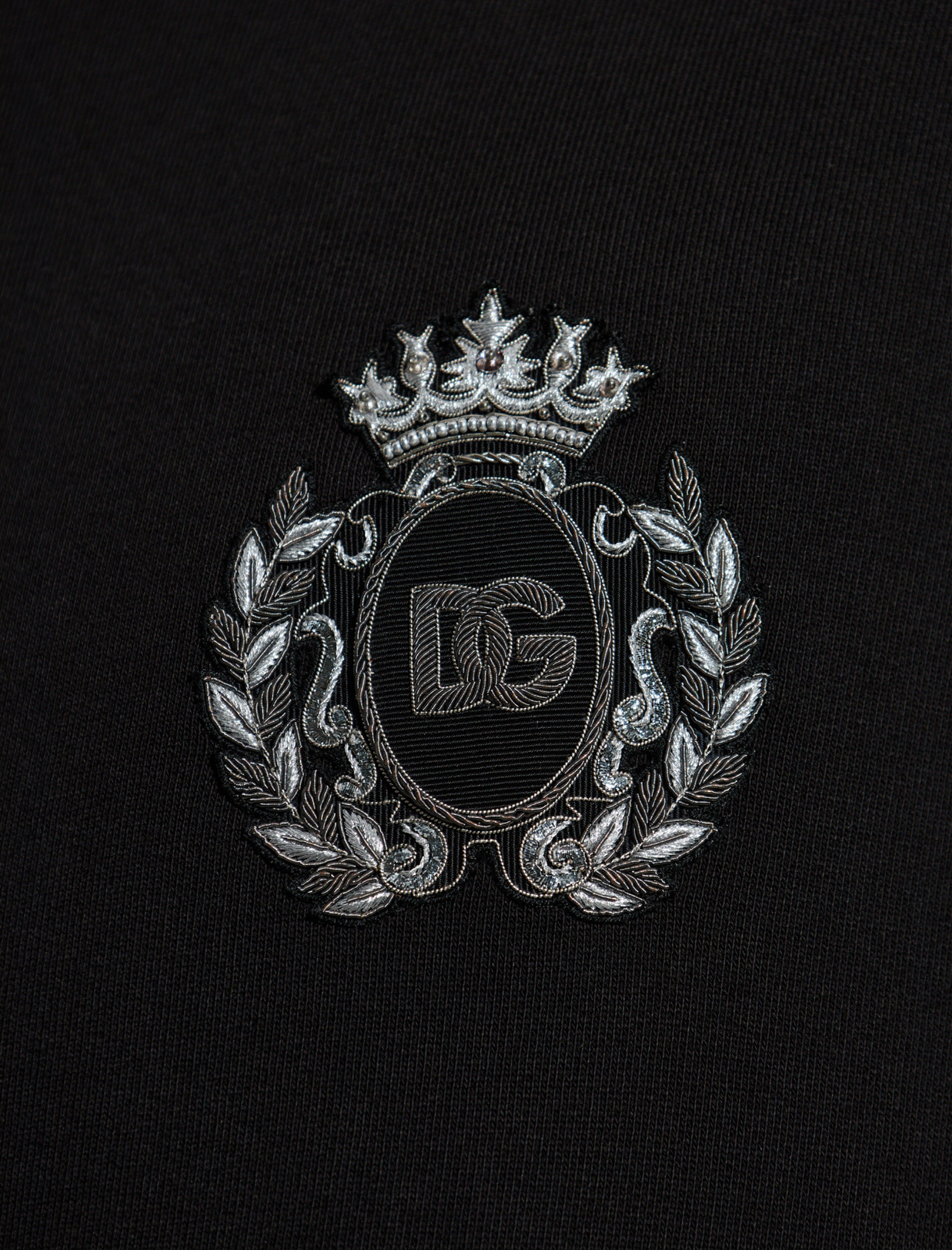 Heraldic patch zipped vest