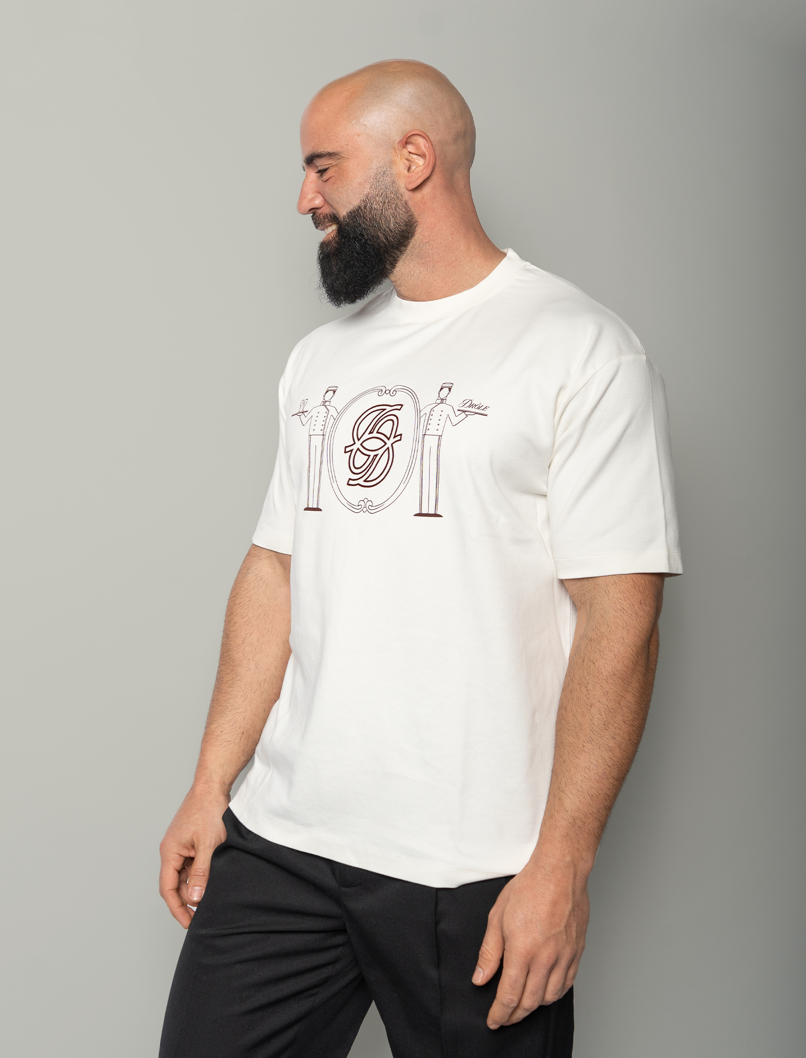 Le t-shirt Room Service