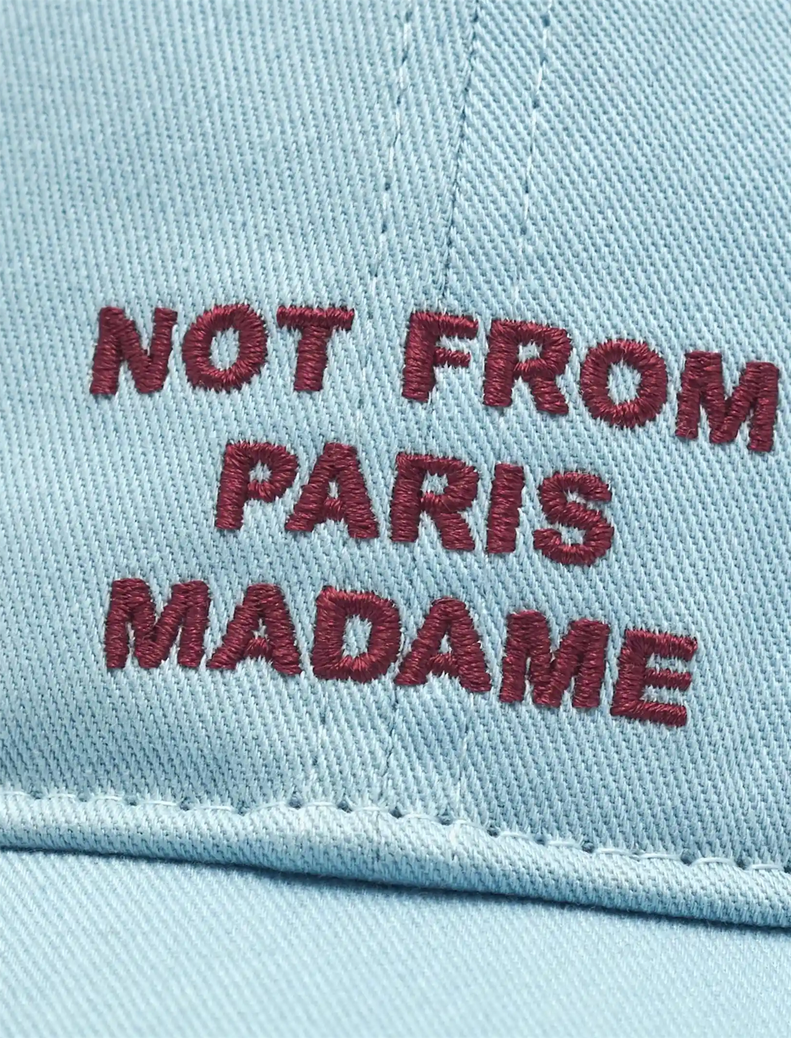 La casquette slogan cap