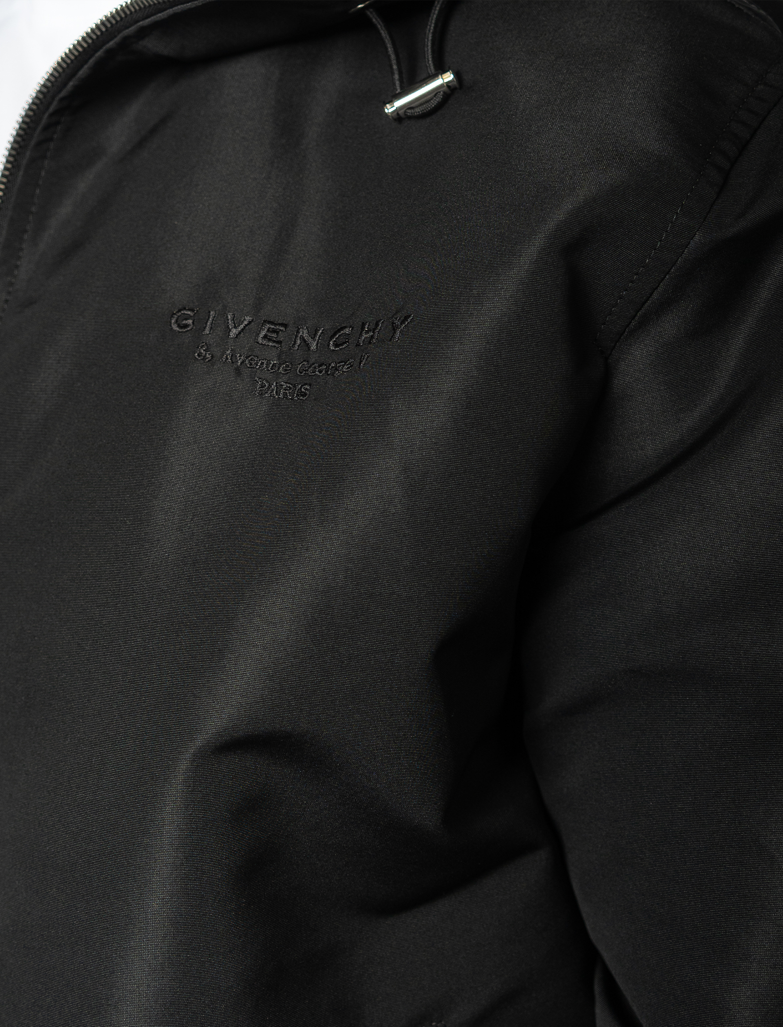 Stamp embroidery windbreaker