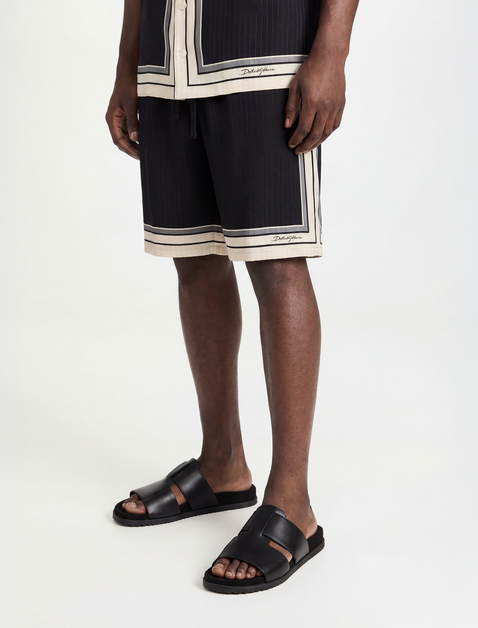 Casual calfskin sandals