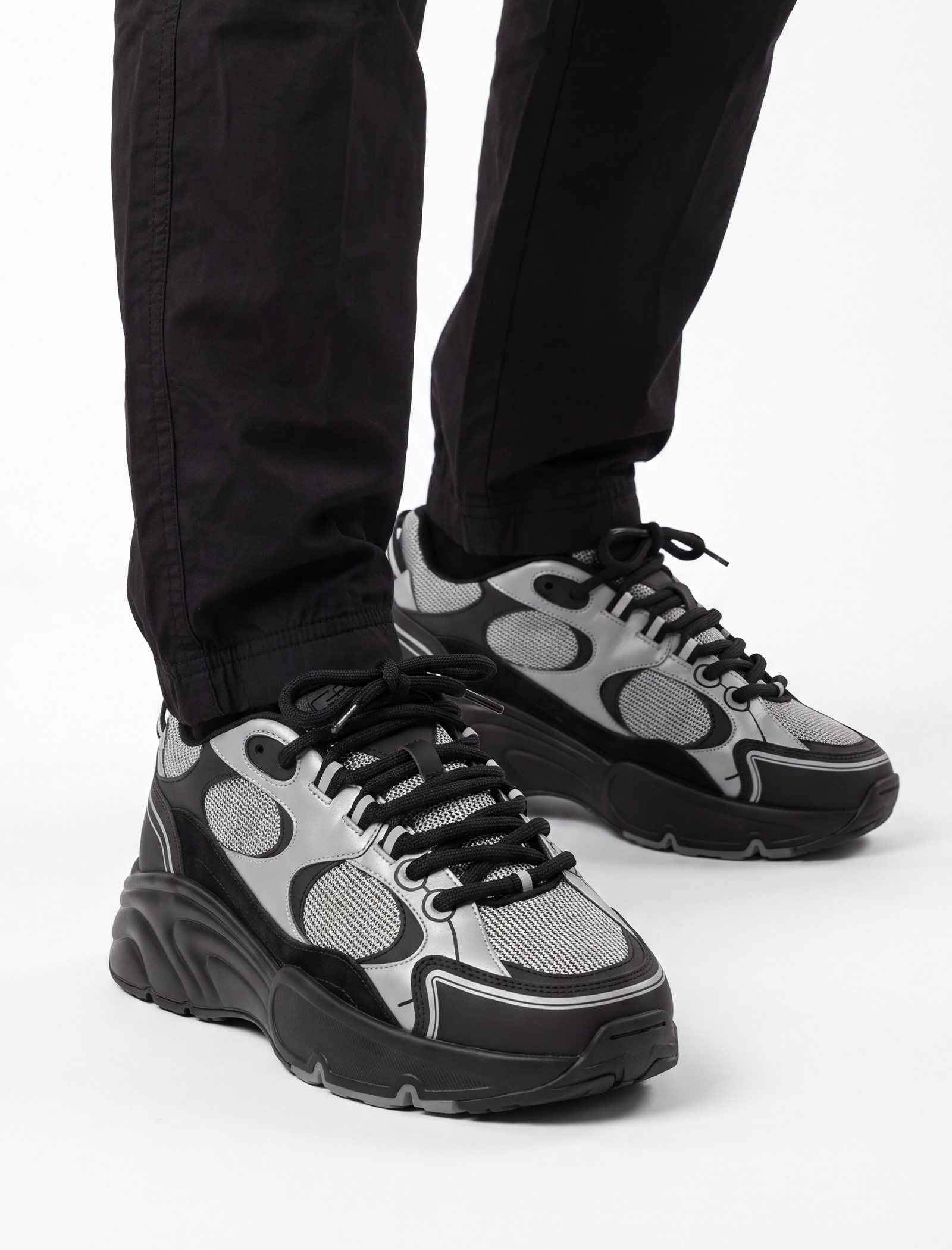 Pulse sneakers