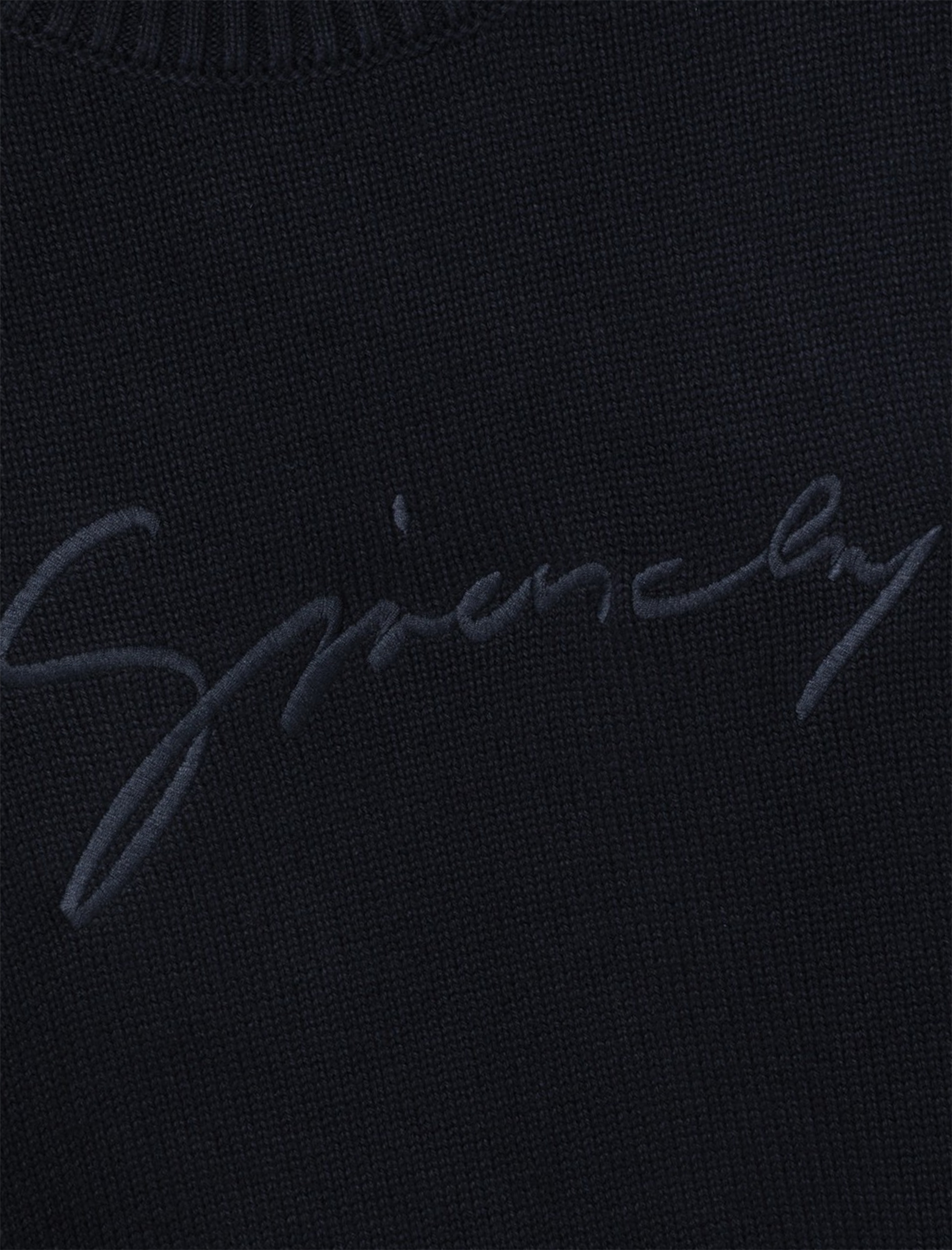 Embroidery logo knitted jumper