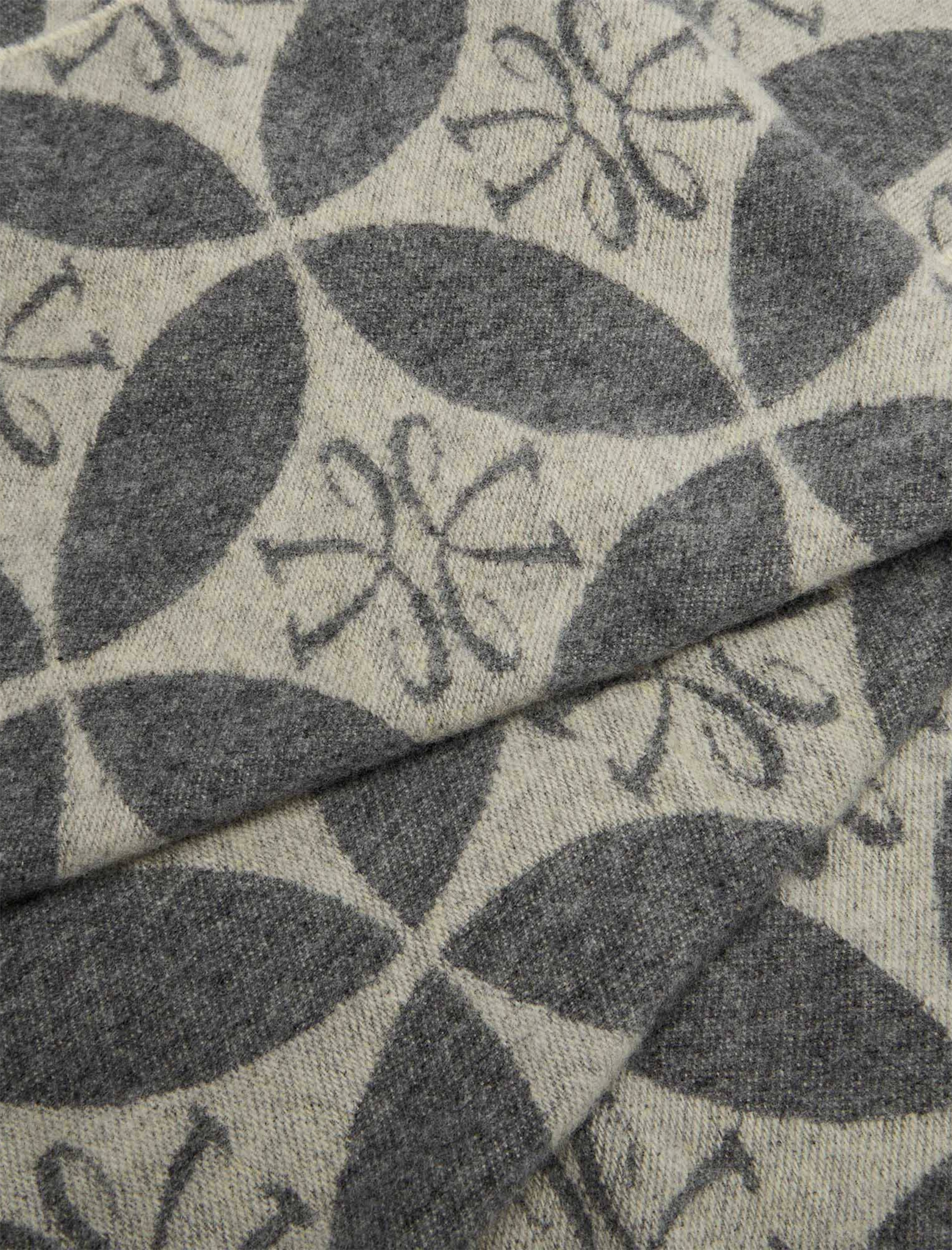 Jacquard logo wool scarf