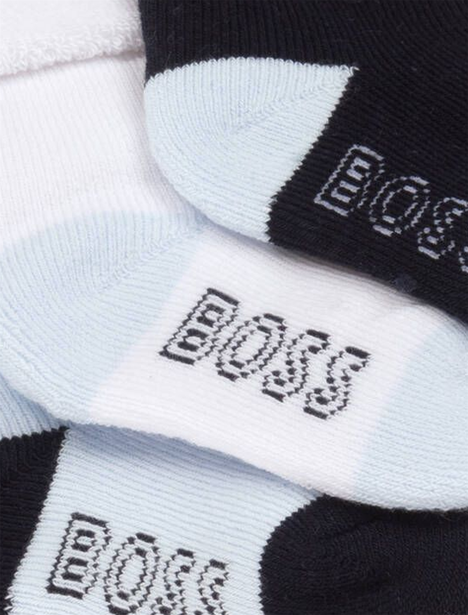 Socken im Dreierpack